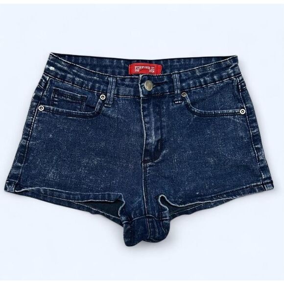 Forever 21 Women’s Size 25 Dark Denim Shorts - Picture 1 of 7